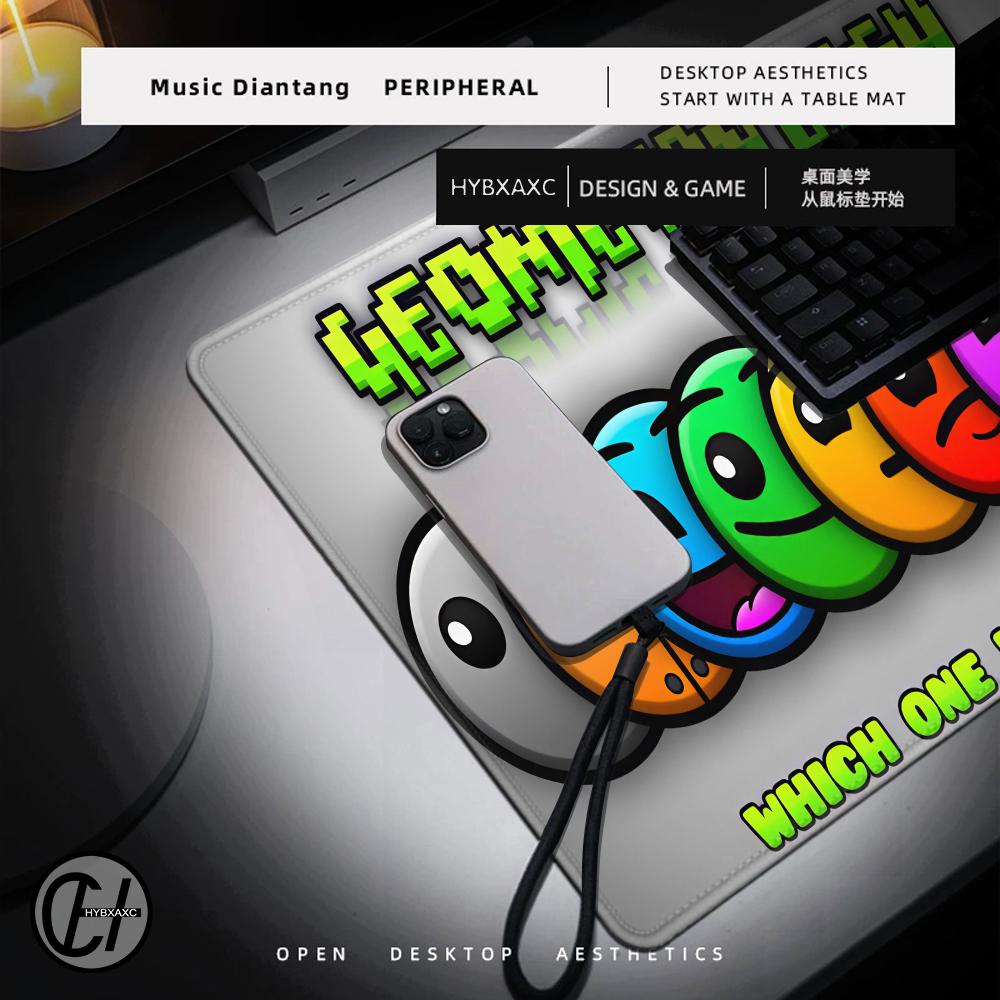 E-sports Cool Mouse Pad Geomet - Esports Gaming Cabinet recension och pris